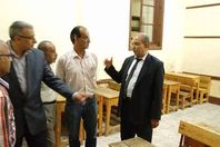 دكتور نبوى باهى يتفقد المدارس