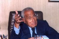 هيكل لأبو العلا ماضي : "هيدهسك الأتوبيس"