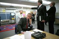 صور نادرة لمسؤولي البيت الأبيض عقب 11 سبتمبر