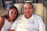 صورة مبارك التي أثارت جدلا