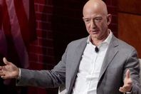 جيف بيزوس الرئيس التنفيذي لشركة أمازون