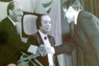 جميل راتب..عارض السادات..واستلم منه جائزة الدولة