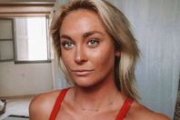 عارضة الأزياء