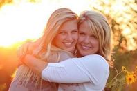 مذيعة أميركية تنقل خبر وفاة ابنتها على الهواء