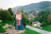 تمثال ترامب
