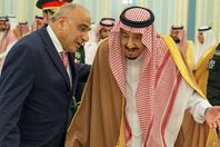 الملك سلمان وعبد المهدي