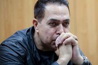 المطرب الشعبي حكيم