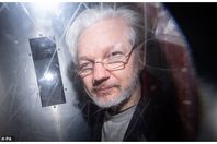 33485438-8760267-image-a-4_1600785130117