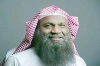 إمام الحرم المكي: سنة حلوة يا جميل
