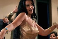 سمية-الخشاب-ترقص