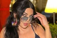 6130aa0e4236046518669f50