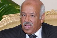 وزير العدل الأسبق للجبالي: «اللي اختشوا ماتوا»