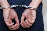 سقوط مسجل خطر بحوزته كيلو حشيش فى التبين