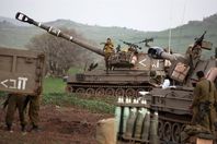 إسرائيل تهدد بقصف لبنان