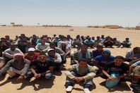 ضبط 4 متسللين هجرة غير شرعية بأسوان