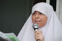 عائشة الشاطر: «الحمد لله على نعمة ‏أب إرهابي»