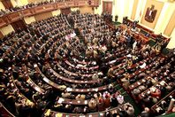 سياسي: 3 نواب تلقوا تمويلاً أجنبيًا