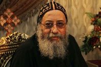 «الكهرباء» تطالب البابا تواضرس بدفع فواتير الكنائس