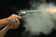 مصرع عامل برصاصة طائشة في قنا