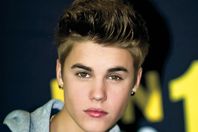 جاستين بيبر يتفوق على السيسي فى استطلاع "التايم"