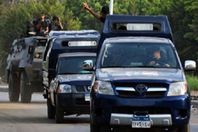 إصابة عنصرين من الأمن والدفع بـ13 سيارة شرطة بسوهاج