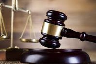 إحالة تاجر عملة لمحكمة الجنايات بالإسكندرية