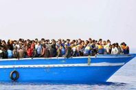 حبس 4 سماسرة هجرة غير شرعية بالإسكندرية 4 أيام