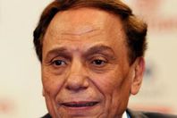 الخلافات الفنية منعت عادل إمام من جنازة "الساحر"