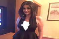 صدر غادة عبدالرازق يثير عاصفة غضب على "فيس بوك"