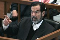 تعرف على وجبة صدام حسين الأخيرة قبل إعدامه