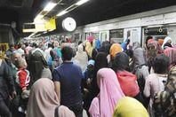 بالصور.. أعطال متتالية في المترو تتسبب في ذعر المواطنين