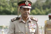 5 زيارات مريبة من "طنطاوي" إلى التحرير