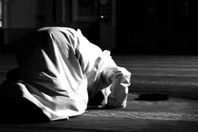 دراسة علمية تكشف فوائد الصلاة للدورة الدموية