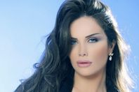 بالفيديو.. فنان لـ"نيكول سابا" : "وحشاني وجوزك حايشني"