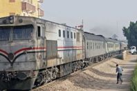 عامل مزلقان العياط يسلم نفسه عقب حادث القطار