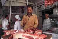 قطع أثرية تستخدم لتقطيع اللحوم عند الجزارين