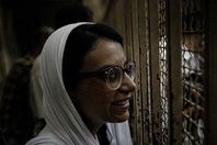 ماهينور المصرى للنظام: "كفاية كده"