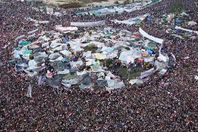 ثورة يناير "تلملم" وجوهها الأولى‎