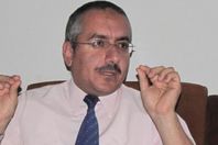 هيثم أبو خليل: ماذا استفادت مصر من سفريات السيسى؟