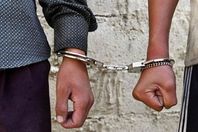 حبس عاطلين قبل ترويجهما لـ"كيلو حشيش" بحلوان