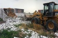 إزالة 1111 حالة تعد على الأراضي بالفرافرة