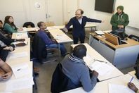 "اللغة العربية" تثير أزمةً في فرنسا