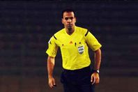 محمد الحنفي حكمًا لمباراة سموحة والشرطة .. ومجدي للحدود والمصري