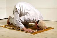 ثلاثة أوقات تكره فيها الصلاة