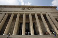 شكوى لنقيب الأطباء ضد طبيب دار القضاء