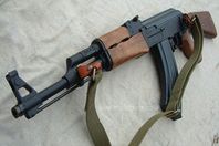 إشهار السلاح وتبادل لإطلاق النار بمحيط مدارس البداري بأسيوط