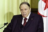 الحزب الحاكم بالجزائر يكشف الحالة الصحية لـ "بوتفليقة"