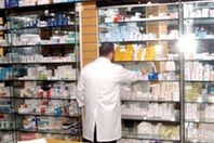 "الصحة": مراجعة أسعار جميع الأدوية في الأسواق