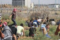  8 إصابات في 21 نقطة مواجهة مع الاحتلال في فلسطين