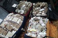 أموال مصر ضائعة بين الإهدار والفساد